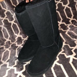 Bearpaw Black Tall Boots